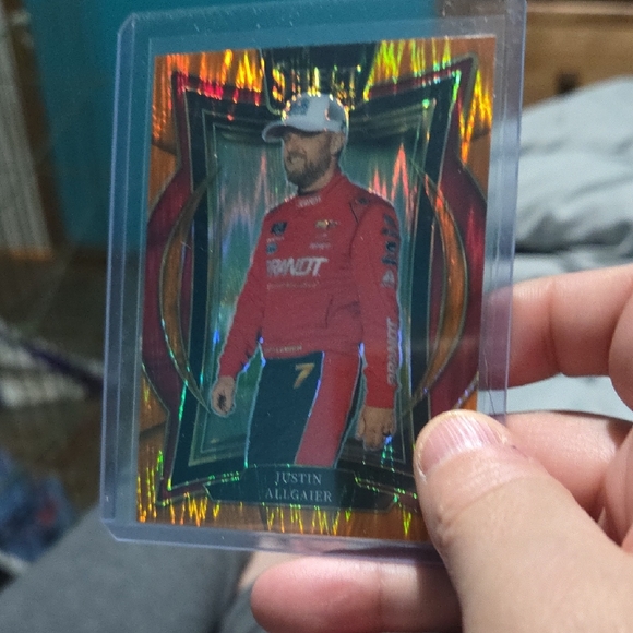 Select Racing Card with Red Suit - Picture 3 of 3